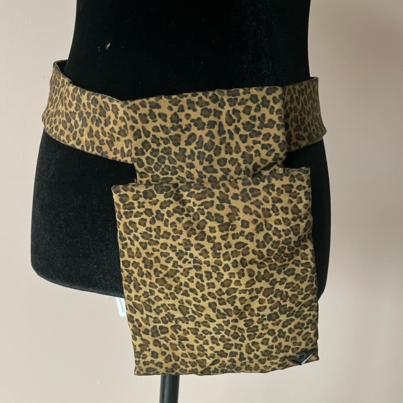 Bottega Veneta Handbags - Bottega Veneta Black & Leopard Print Belt Bag